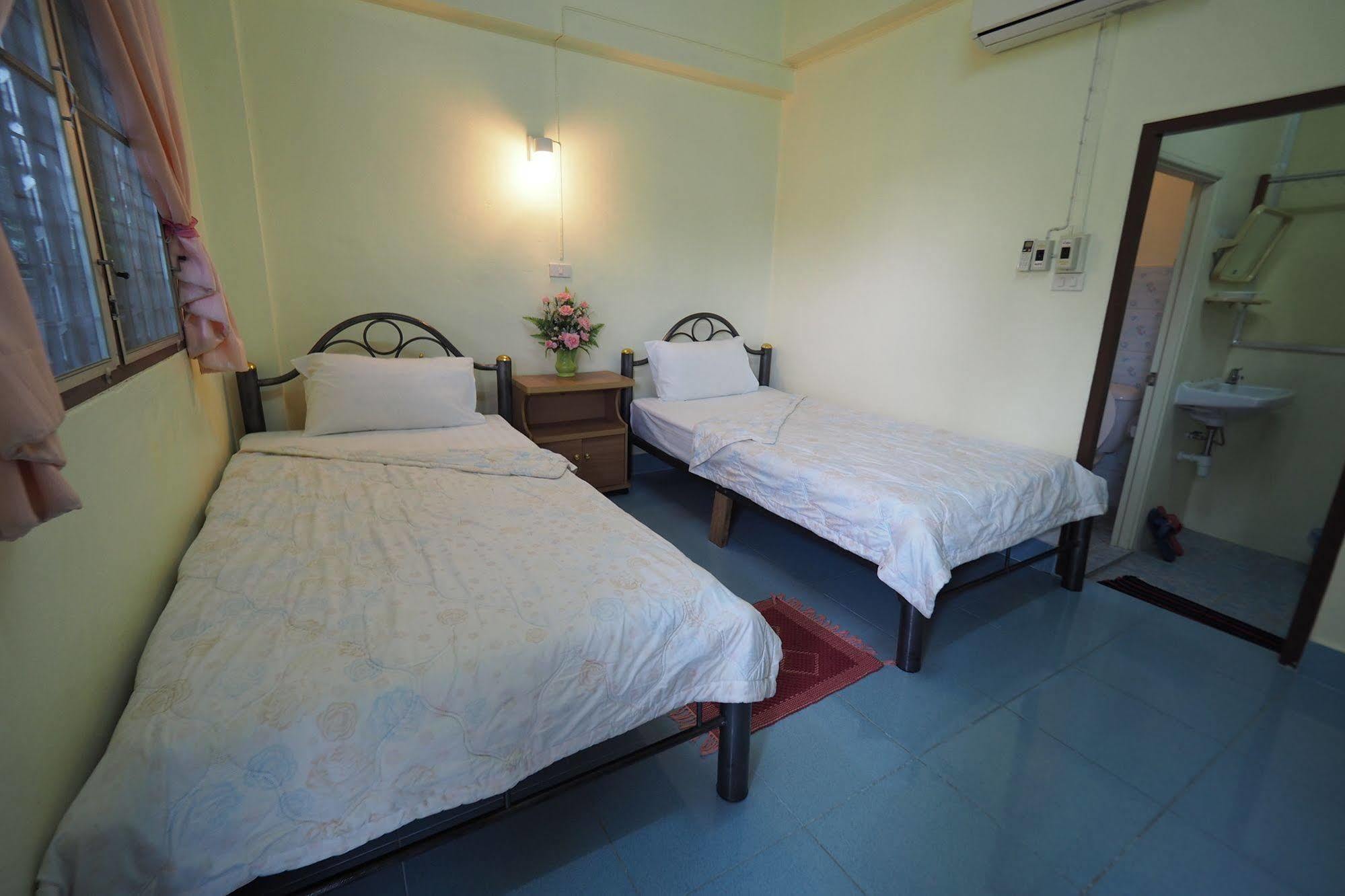 Sangaroon Hotel 浦阿 外观 照片